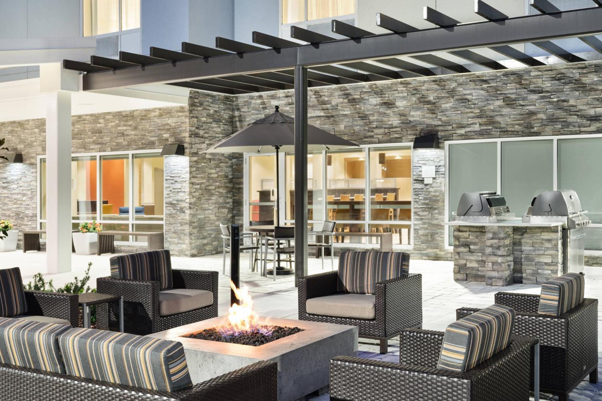 Towneplace Suites By Marriott リーズバーグ エクステリア 写真